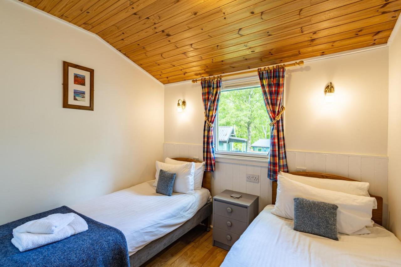 Heather Lodge 10 With Hot Tub Belladrum Zewnętrze zdjęcie